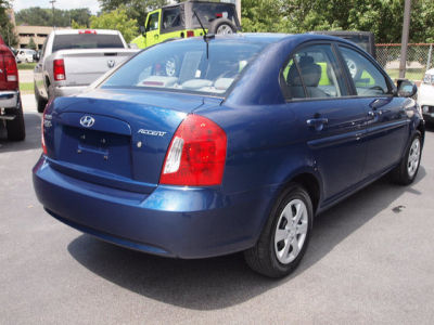 2011 Hyundai Accent GLS