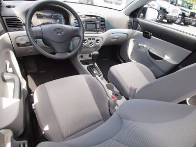 2011 Hyundai Accent GLS