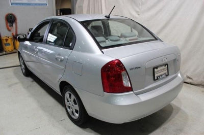2011 Hyundai Accent GLS