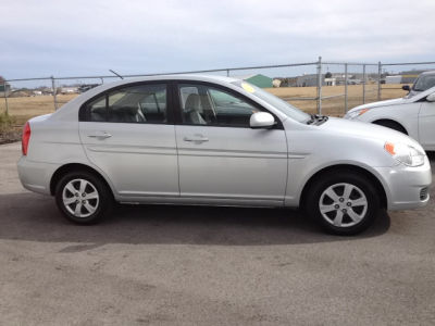 2011 Hyundai Accent GLS