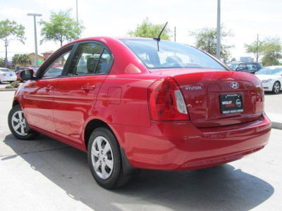 2011 Hyundai Accent GLS