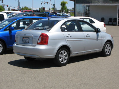 2011 Hyundai Accent  GLS