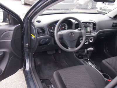 2010 Hyundai Accent  GS