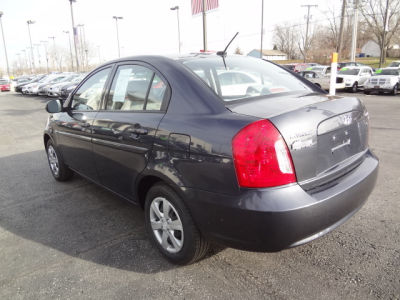 2011 Hyundai Accent  GLS