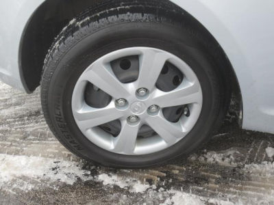 2011 Hyundai Accent  GLS