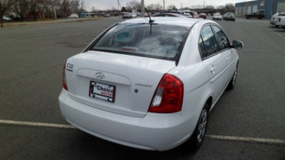 2011 Hyundai Accent  GLS