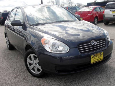 2011 Hyundai Accent  GLS
