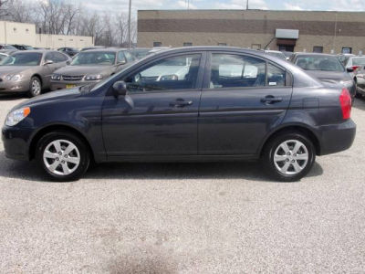 2011 Hyundai Accent  GLS