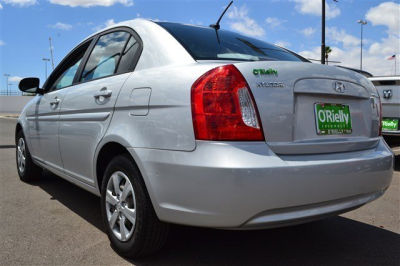 2010 Hyundai Accent  GLS