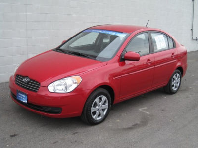 2011 Hyundai Accent  GLS