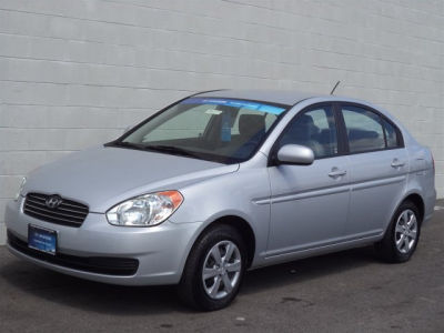 2011 Hyundai Accent  GLS