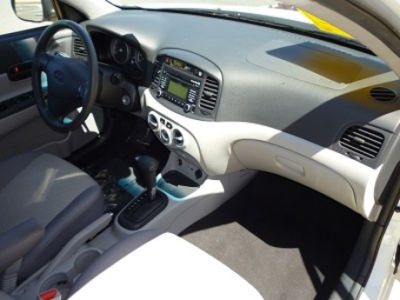 2011 Hyundai Accent GLS