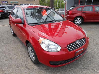 2011 Hyundai Accent  GLS