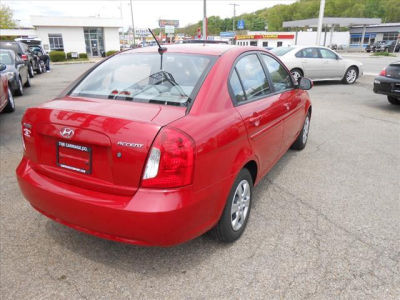 2011 Hyundai Accent  GLS