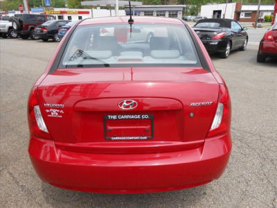 2011 Hyundai Accent  GLS