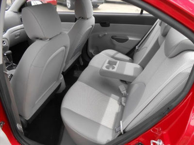 2011 Hyundai Accent  GLS
