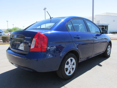 2011 Hyundai Accent GLS