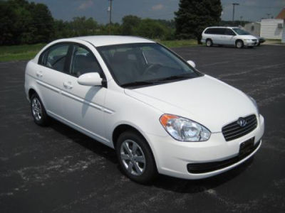 2009 Hyundai Accent  GLS