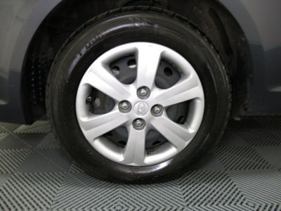 2010 Hyundai Accent  GLS