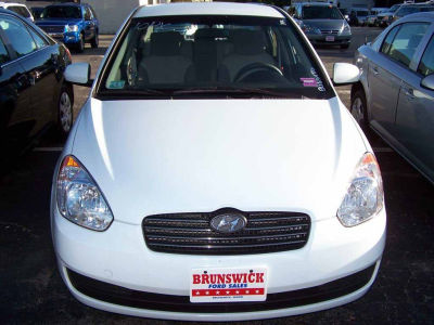 2011 Hyundai Accent  GLS