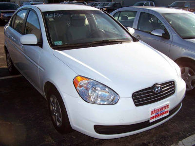2011 Hyundai Accent  GLS