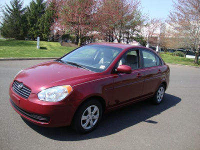 2010 Hyundai Accent  GLS