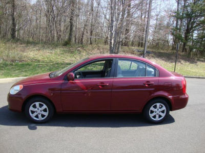 2010 Hyundai Accent  GLS