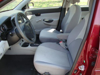 2010 Hyundai Accent  GLS