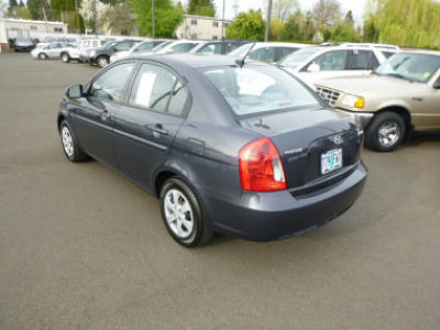 2011 Hyundai Accent  GLS
