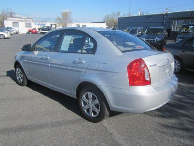 2009 Hyundai Accent  GLS