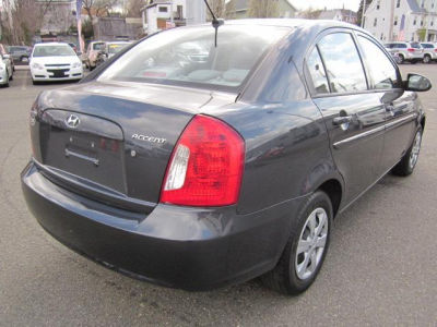 2011 Hyundai Accent GLS