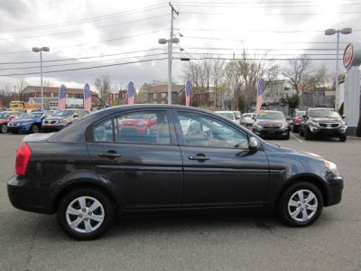 2011 Hyundai Accent GLS