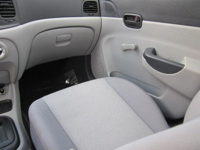 2011 Hyundai Accent GLS