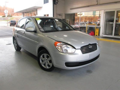 2011 Hyundai Accent GLS
