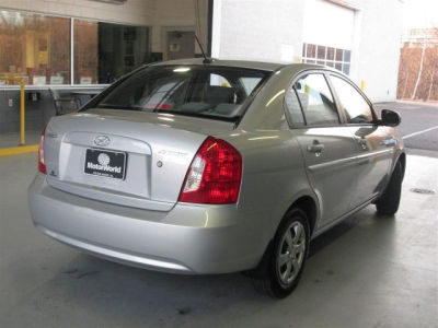 2011 Hyundai Accent GLS