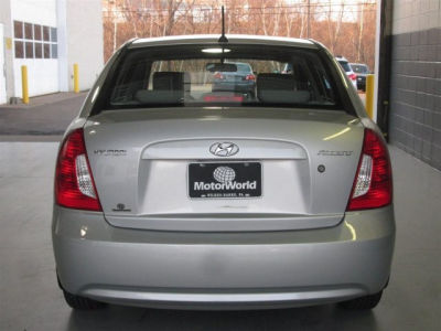 2011 Hyundai Accent GLS