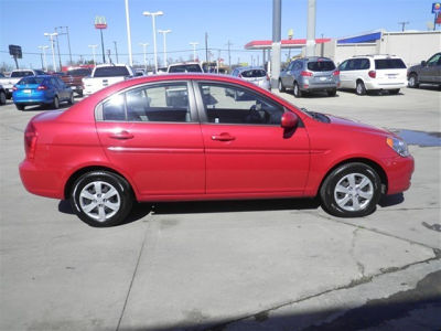 2011 Hyundai Accent  GLS