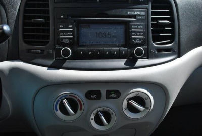 2011 Hyundai Accent GLS
