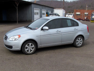 2010 Hyundai Accent  GLS