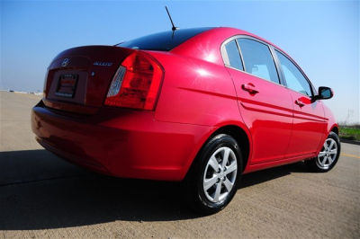 2011 Hyundai Accent  GLS