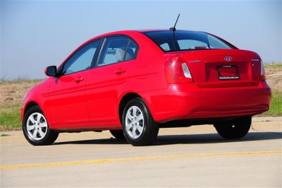 2011 Hyundai Accent  GLS