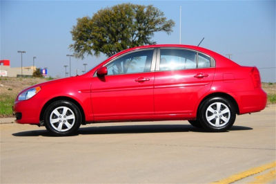2011 Hyundai Accent  GLS