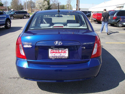 2011 Hyundai Accent  GLS