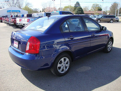 2011 Hyundai Accent  GLS