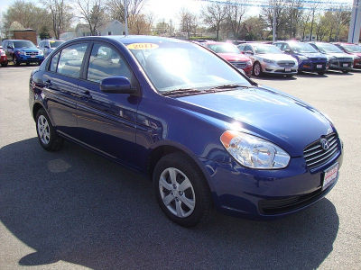 2011 Hyundai Accent  GLS