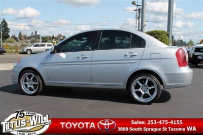 2011 Hyundai Accent  GLS