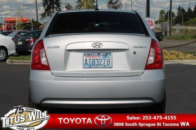 2011 Hyundai Accent  GLS