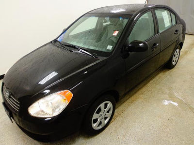 2010 Hyundai Accent  GLS
