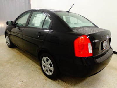 2010 Hyundai Accent  GLS