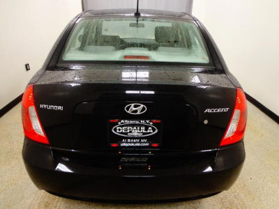 2010 Hyundai Accent  GLS
